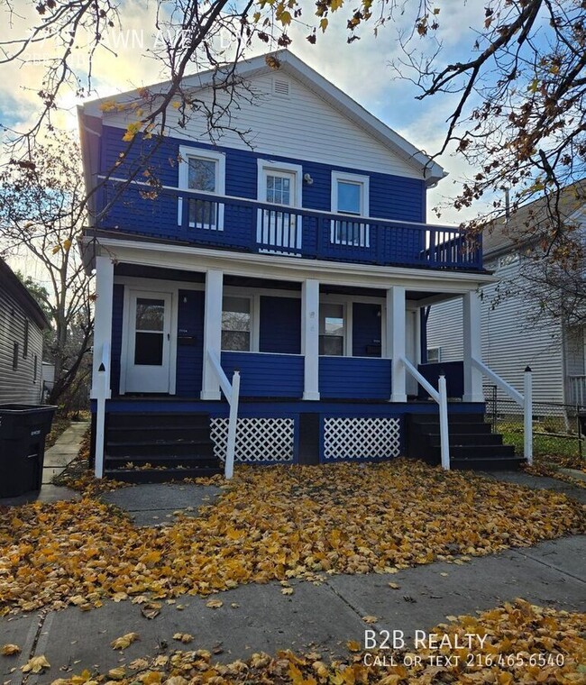 Primary Photo - Spacious 2-Bedroom Multi-Family Home – Per...