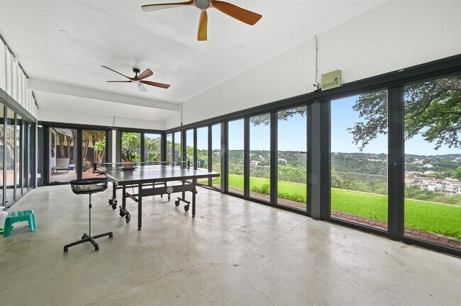 Building Photo - 4805 Greystone Dr