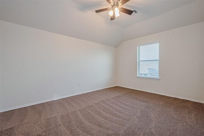 Building Photo - 25919 Aura Lake Ln