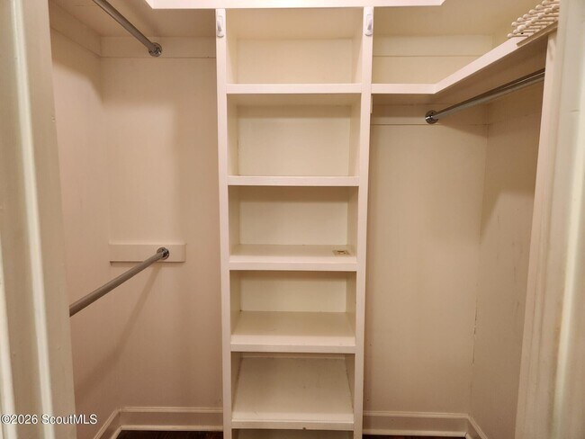 Building Photo - 103 Mews Cir