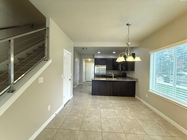Building Photo - AVAILABLE JULY 1ST | 3 BED | 2.5 BATH | $2,295/MO