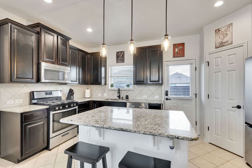 Building Photo - 173 Diamondback Cove