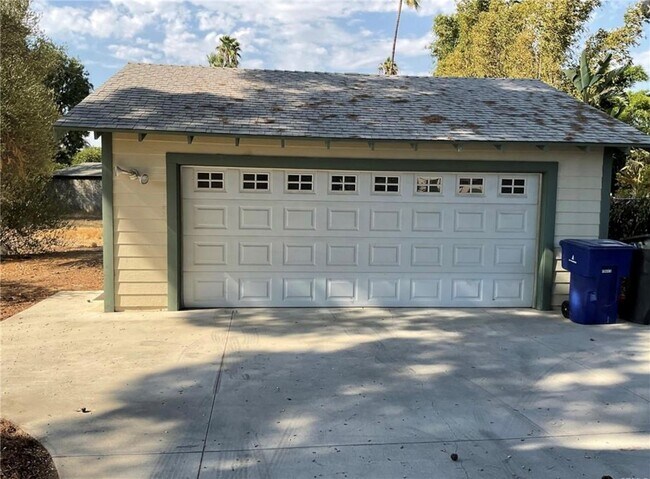 Building Photo - 4209 Jurupa Ave