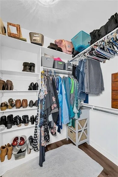 Building Photo - 11058 Rose Ct