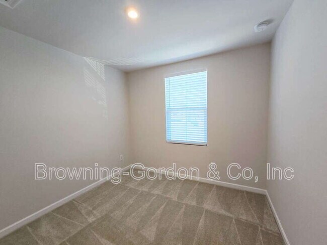 Building Photo - 2757 Thornton Grove Blvd