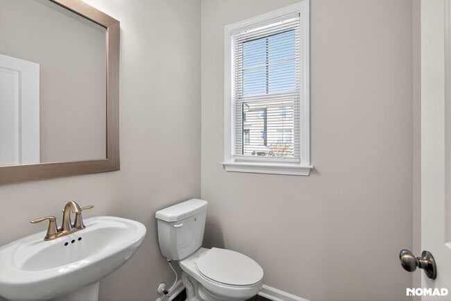 Building Photo - 3447 Hidden Valley Cir