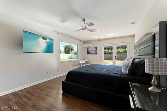 Building Photo - 714 105th Ave N