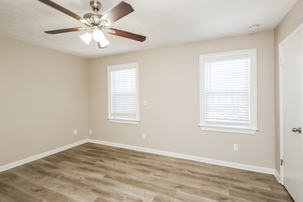 Building Photo - 1241 Owen Cir