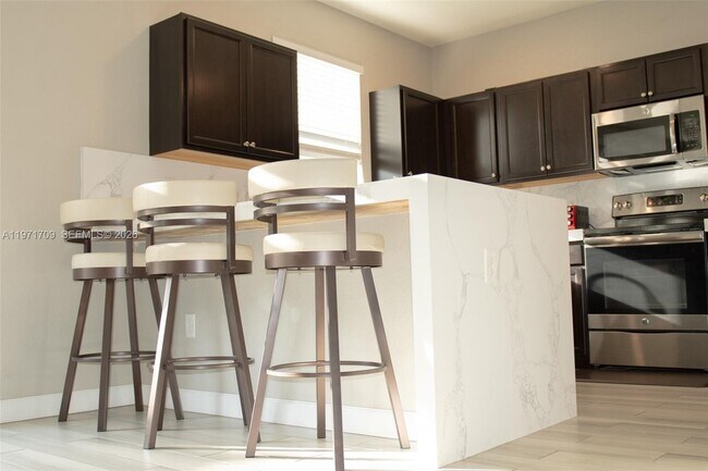 Building Photo - 25216 SW 118th Ave