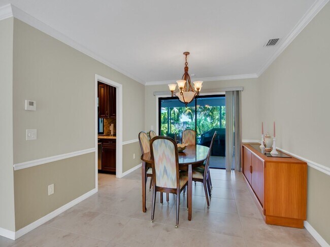 Building Photo - 256 Egret Ln