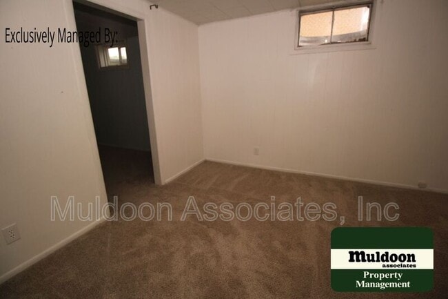 Building Photo - 606 Placid Rd