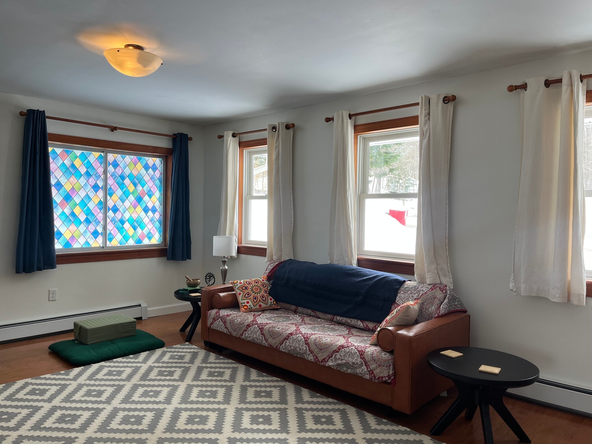 Building Photo - 851 Woods Hollow Rd