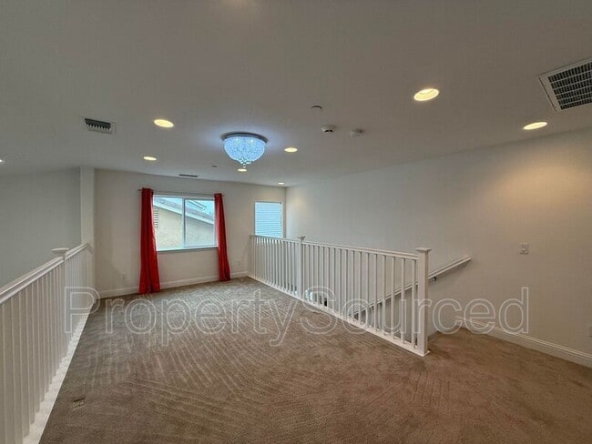 Building Photo - 656 Open Range Ave