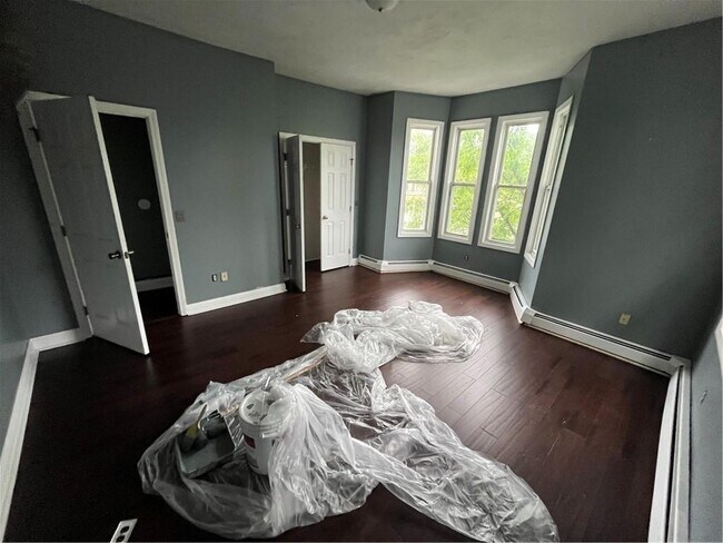 Building Photo - 219 Bellevue Ave