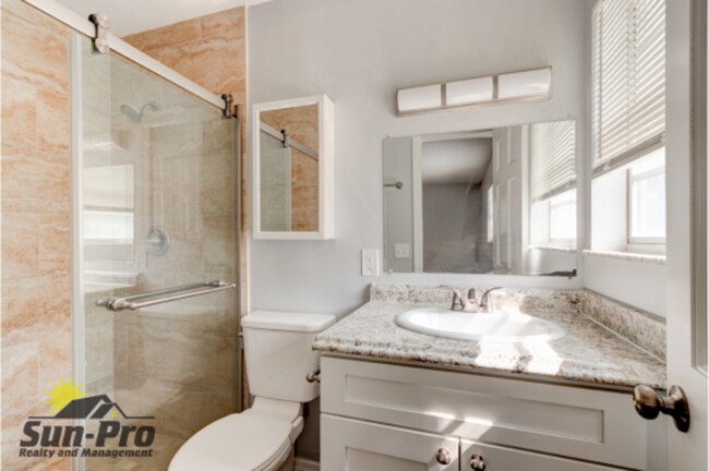 Building Photo - 2903 Lantern Dr