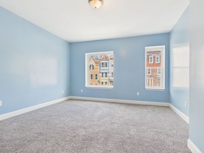 Building Photo - Newly Renovated 4 Bedroom Single Family Home