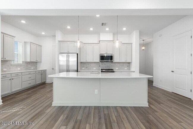 Building Photo - 116 Alston Dr