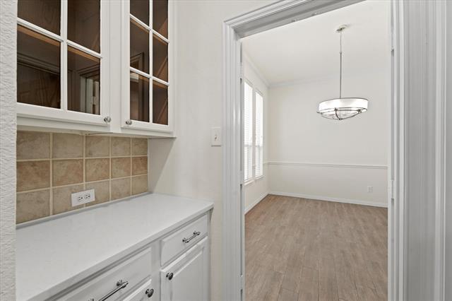 Building Photo - 8908 Red Oaks Dr