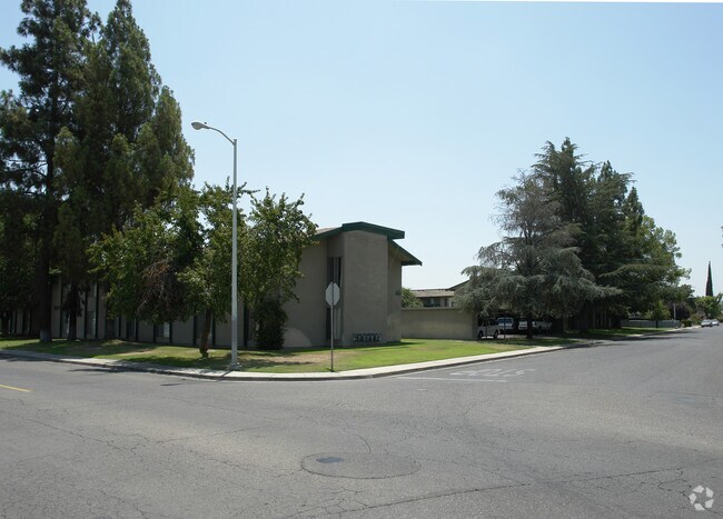 Building Photo - Mt View Apartments
