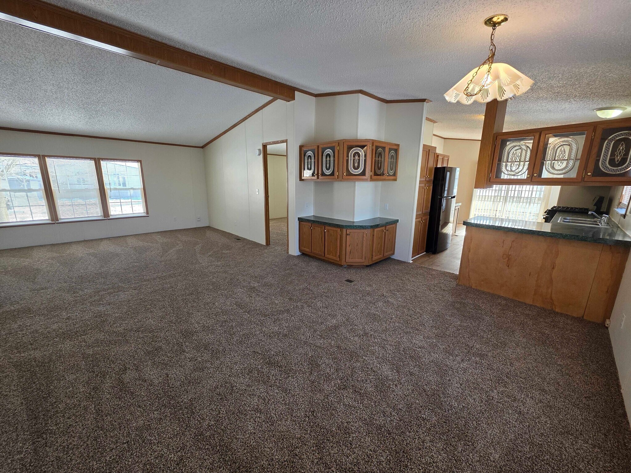 Building Photo - 4421 Beechwood St