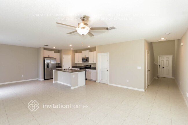 Building Photo - 2206 Treesdale Ave