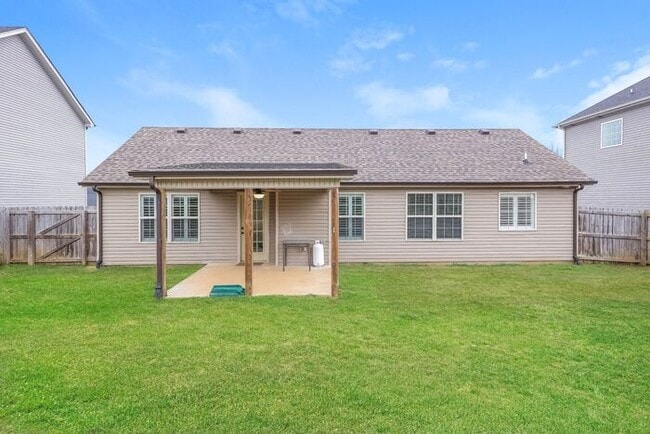 Building Photo - 1363 Freedom Dr