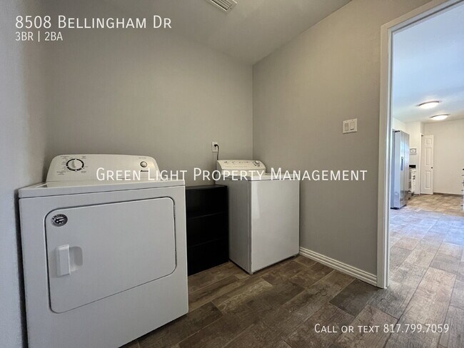 Building Photo - 8508 Bellingham Dr