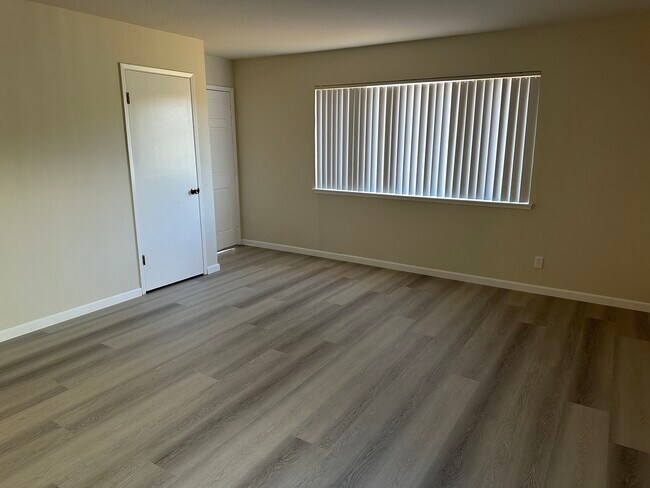 Building Photo - 1851 Nelson Way