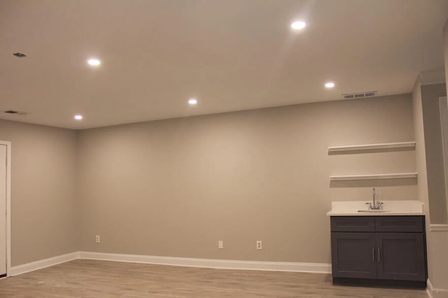 Building Photo - Room in Townhome on Oaks Pkwy SE
