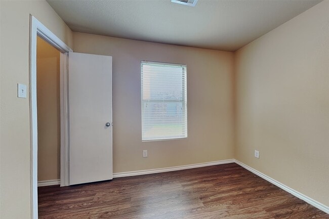 Building Photo - 2822 Wisner Cir