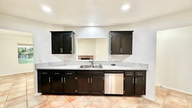 Building Photo - Beautiful Updating throughout Home!  Kitch...