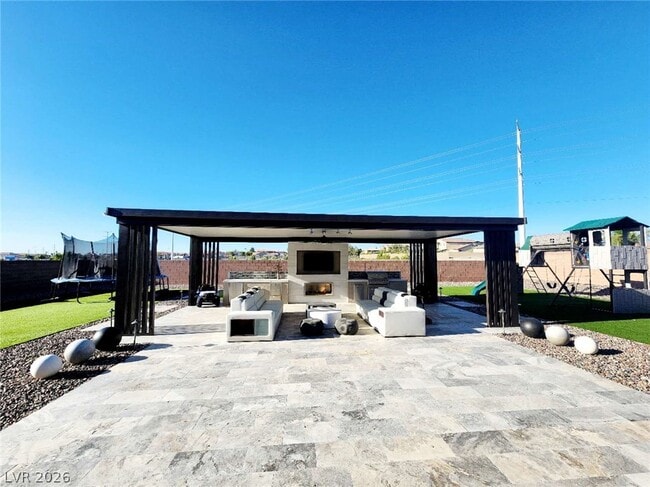 Building Photo - 8477 Wolf Mountain Ct