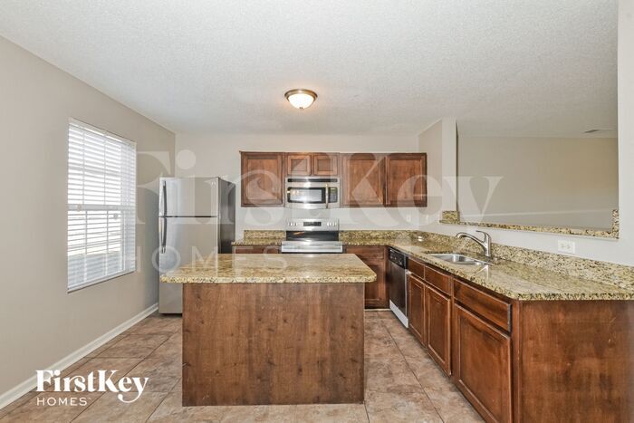 Building Photo - 7760 Freehold Dr