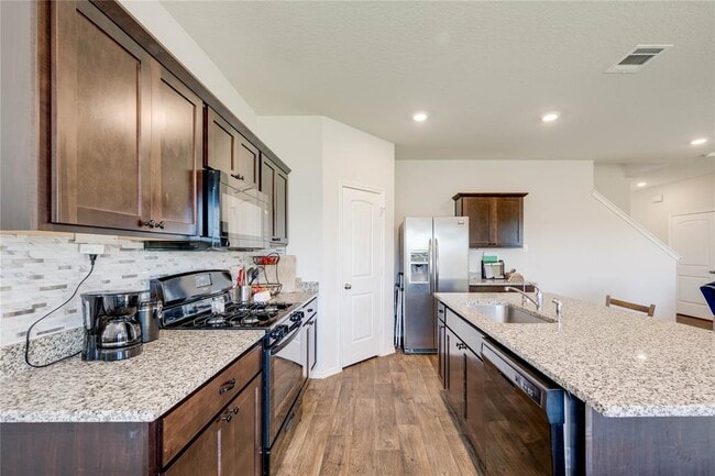 Building Photo - 216 Skipping Stone Ln