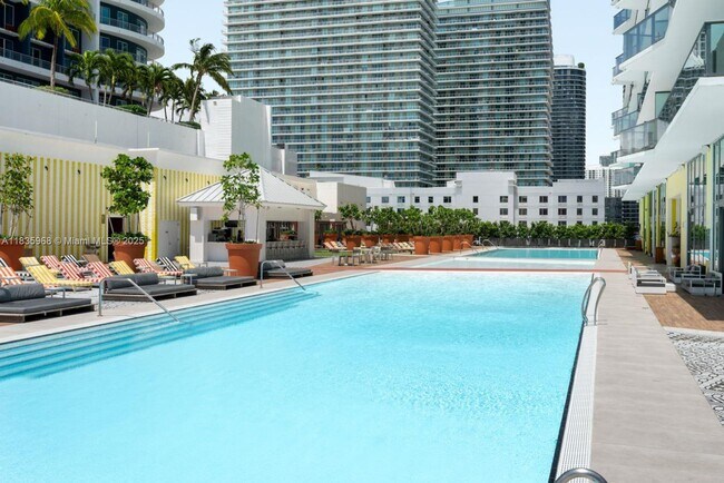 Building Photo - 1300 S Miami Ave