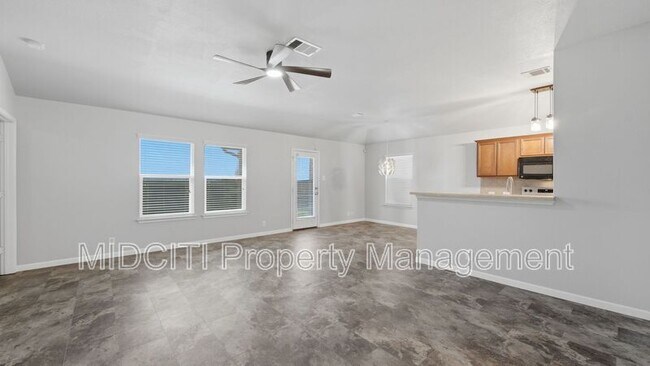 Building Photo - 3414 Zachary St