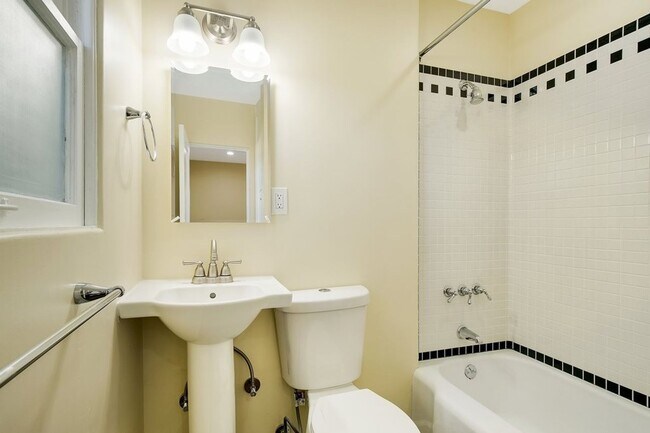 Building Photo - 4415-4419 VAN DYKE AVENUE %