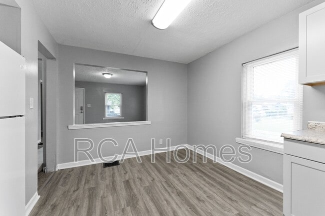 Building Photo - 1853 Medford Ave