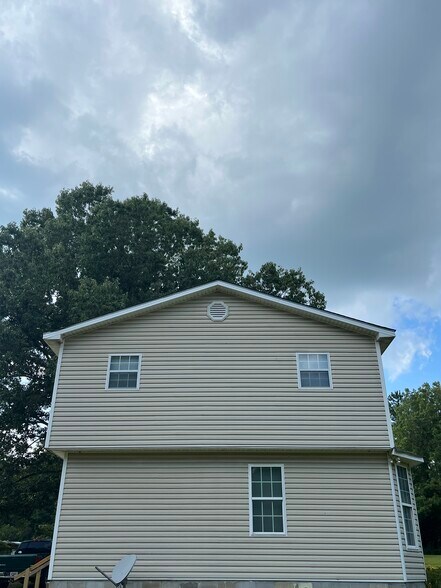 Side of Property - 250 Dennard Ln