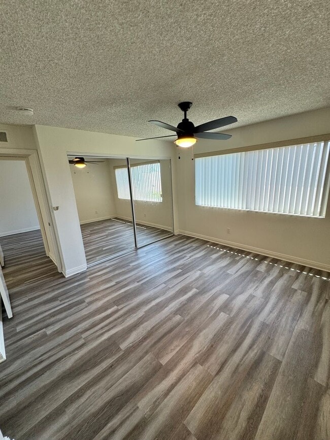 Building Photo - 17762 Paseo Cir