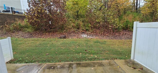 Building Photo - 128 Grant Dr