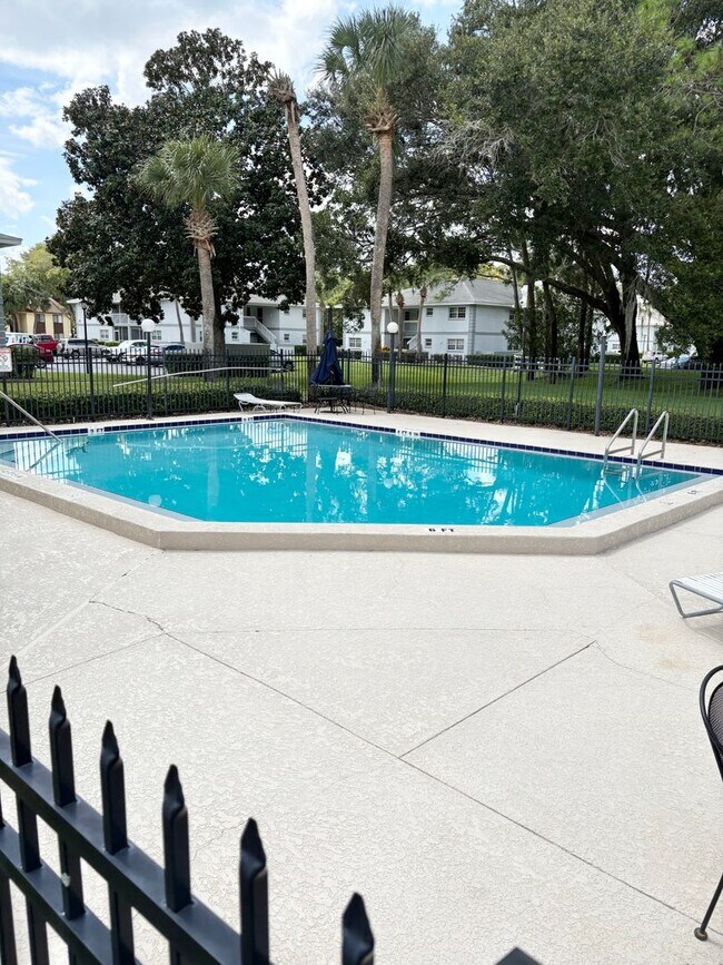 Building Photo - SPECIAL*** 1/2 OFF THE 2nd Months Rent - Q...