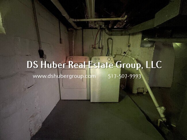 Building Photo - 132 S Magnolia Ave