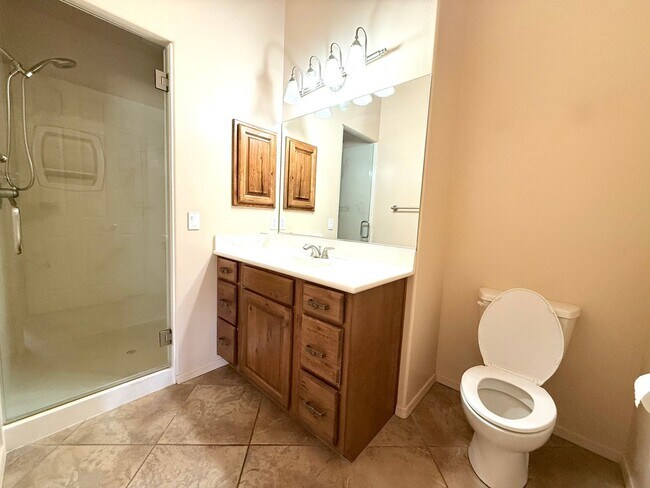 Building Photo - Beautiful home in Prescott Lakes