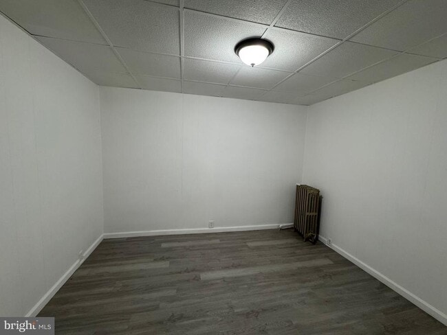 Building Photo - 504 N High St