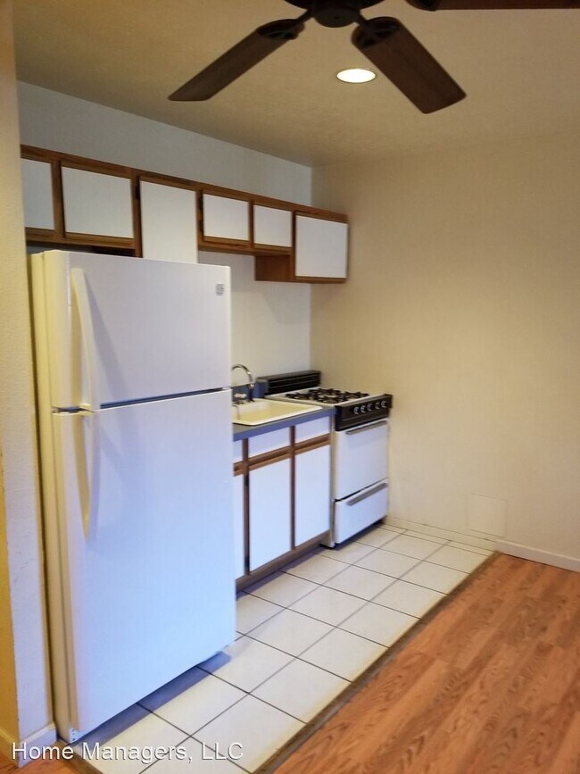 Building Photo - 3530 Lower Honoapiilani Rd