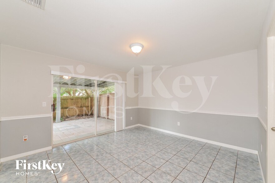 Building Photo - 316 Crayford Pl