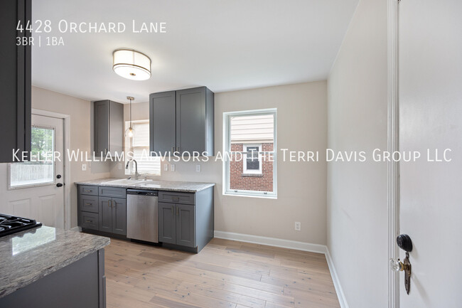 Building Photo - 4428 Orchard Ln