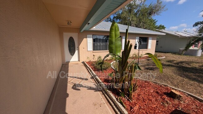 Building Photo - 3441 Thunderbird Ave