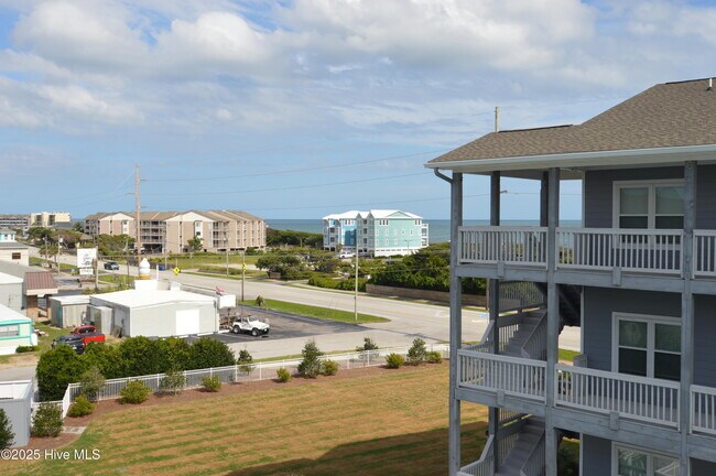 Building Photo - 108 Pelican Dr